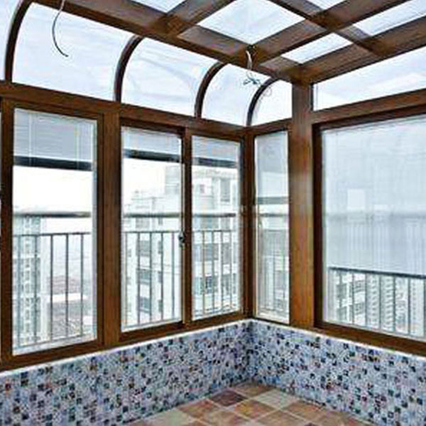 Bent steel laminated glass